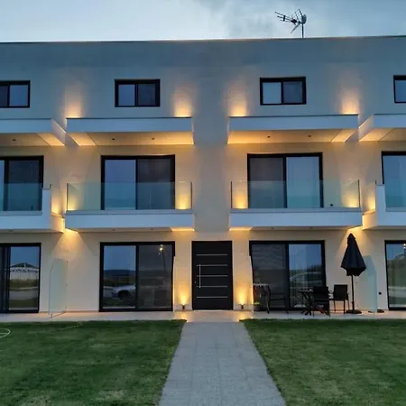 Onar Luxury Living *