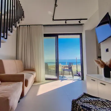 Onar Luxury Living Apartment *