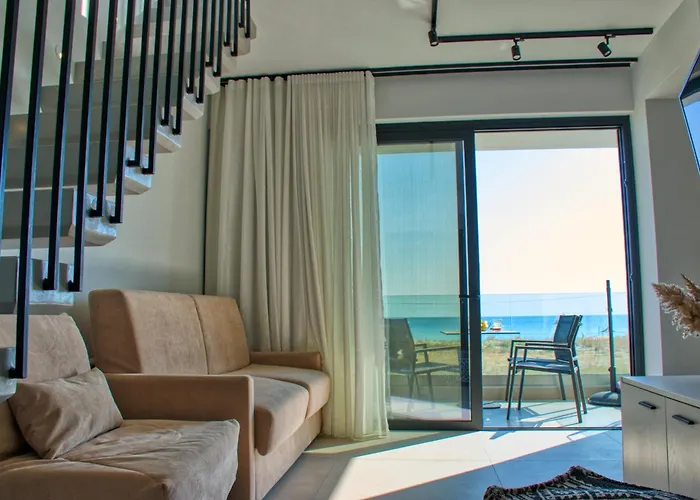 Onar Luxury Living *