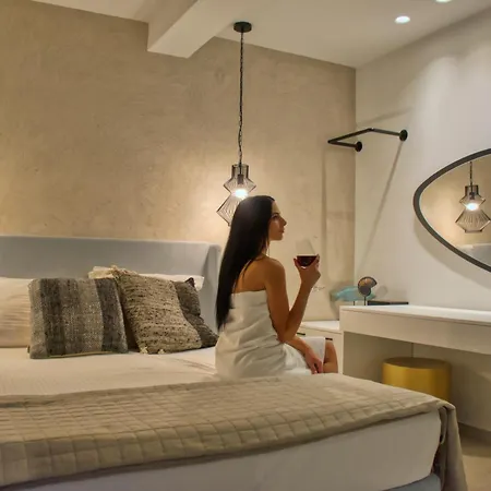 Onar Luxury Living